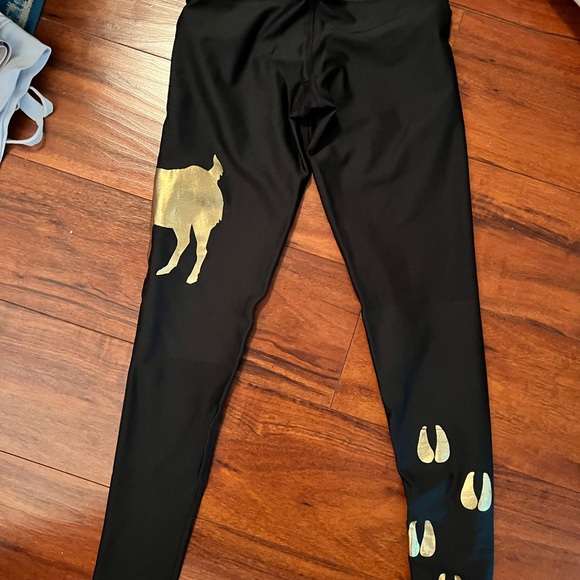 Goat Yoga Leggings XS - Picture 4 of 4